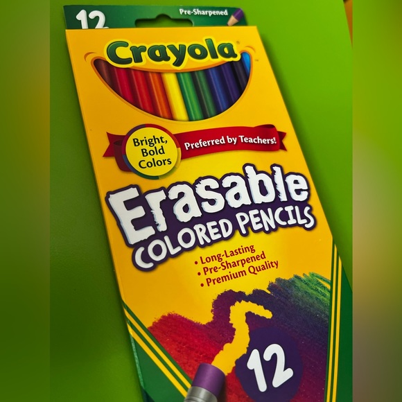 Crayola Colored Pencil ERASABLE set classic colors multi shades assortment new - Picture 3 of 5